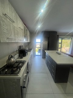 To Let 2 Bedroom Property for Rent in Outeniqua Strand Western Cape